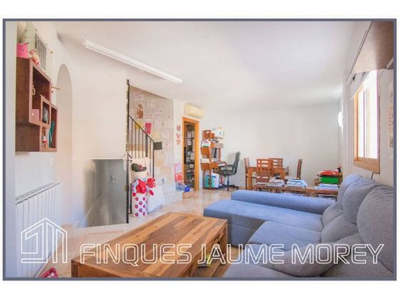 Foto 2 de Casa en venta en Lloseta de 3 habitaciones con terraza y aire acondicionado