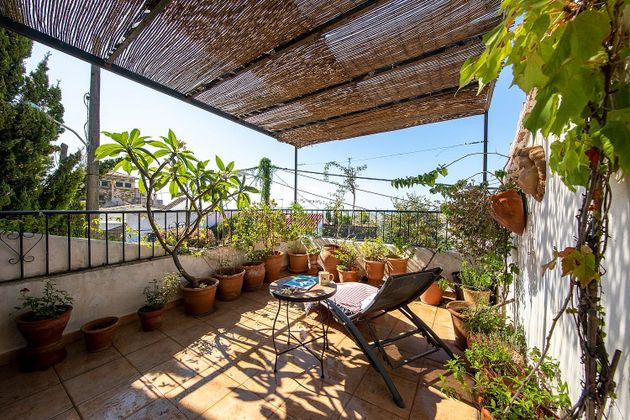 Foto 1 de Casa en venda a Génova de 2 habitacions amb terrassa i aire acondicionat