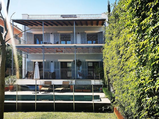 Foto 2 de Xalet en venda a El Terreno de 5 habitacions amb terrassa i piscina