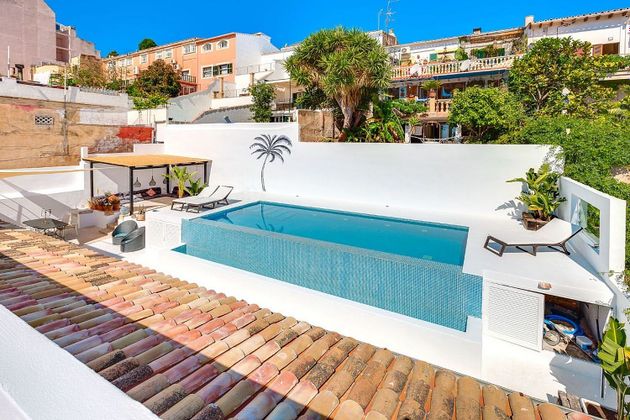 Foto 2 de Xalet en venda a El Terreno de 6 habitacions amb terrassa i piscina