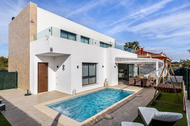 Foto 1 de Xalet en venda a Sa Cabana - Can Carbonell - Ses Cases Noves de 4 habitacions amb terrassa i piscina