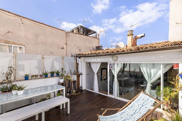 Foto 2 de Àtic en venda a Mercat  - La Missió - Plaça dels Patins de 2 habitacions amb terrassa i balcó