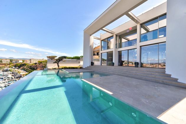 Foto 1 de Venta de casa en El Toro de 4 habitaciones con terraza y piscina