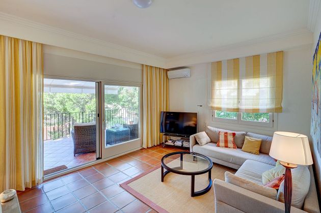 Foto 2 de Dúplex en venda a Costa de la Calma de 2 habitacions amb terrassa i piscina