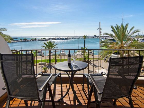 Foto 2 de Pis en venda a Port d'Alcúdia - Platja d'Alcúdia de 3 habitacions amb garatge i balcó