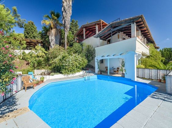 Foto 1 de Casa rural en venta en Búger de 4 habitaciones con terraza y piscina