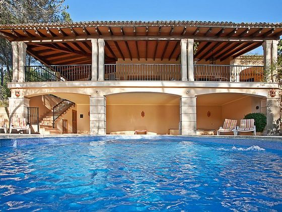 Foto 2 de Xalet en venda a Son Vida de 6 habitacions amb terrassa i piscina