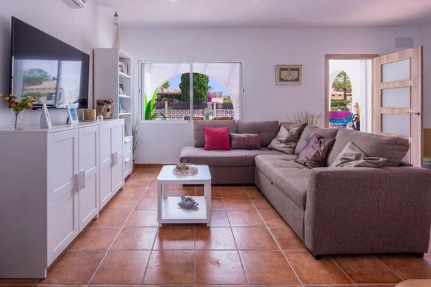 Foto 2 de Xalet en venda a Port d'Alcúdia - Platja d'Alcúdia de 3 habitacions amb terrassa i aire acondicionat