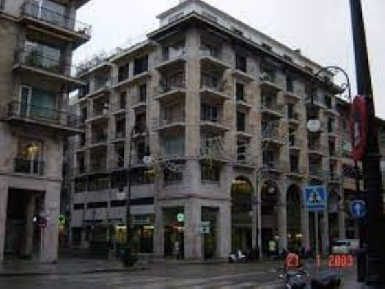 Foto 1 de Piso en venta en La Llotja - Sant Jaume de 2 habitaciones con balcón y ascensor