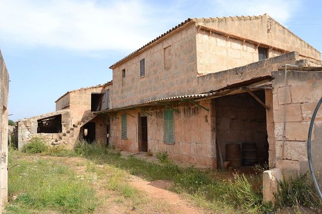 Foto 1 de Casa rural en venda a calle Can Rita de 4 habitacions amb terrassa i garatge