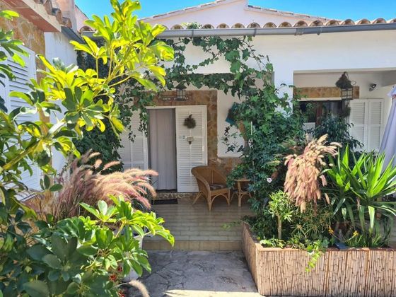 Foto 1 de Xalet en venda a calle De Sescaletas de 2 habitacions amb terrassa i jardí
