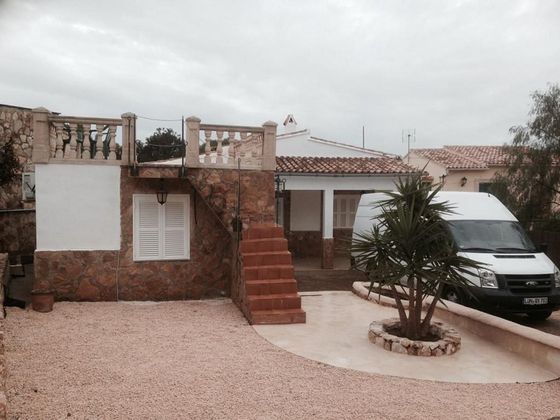 Foto 2 de Xalet en venda a calle De Sescaletas de 2 habitacions amb terrassa i jardí