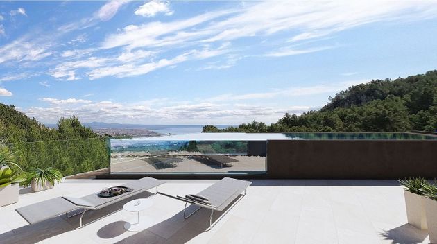 Foto 1 de Chalet en venta en Son Vida de 5 habitaciones con terraza y piscina