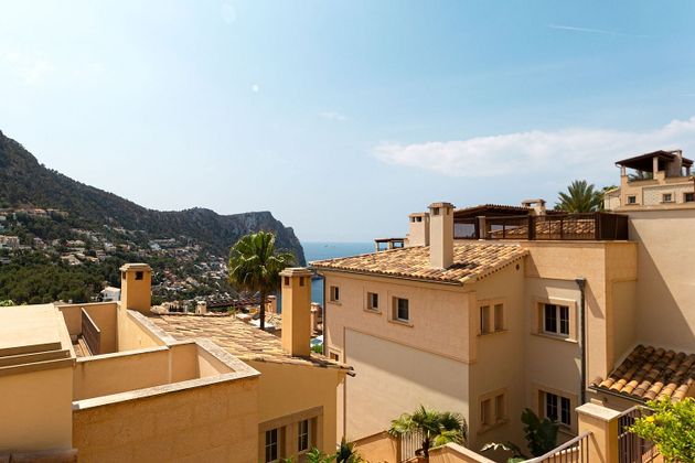 Foto 2 de Piso en venta en Port d'Andratx de 3 habitaciones con terraza y piscina