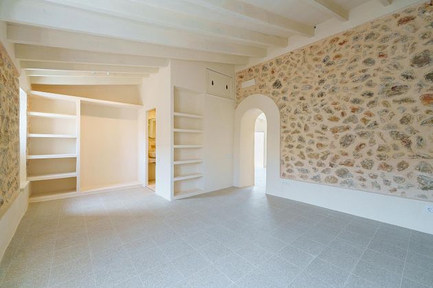 Foto 2 de Casa en venda a Mancor de la Vall de 1 habitació amb terrassa i aire acondicionat