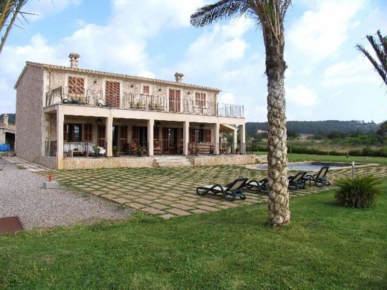 Foto 1 de Casa rural en venda a Sineu de 5 habitacions amb terrassa i piscina
