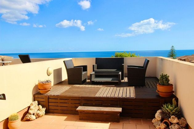 Foto 1 de Àtic en venda a Cala Magrana-Cala Anguila-Cala Mendia de 2 habitacions amb terrassa i piscina