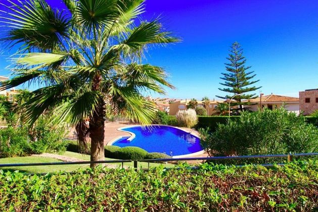 Foto 2 de Pis en venda a Cala Magrana-Cala Anguila-Cala Mendia de 2 habitacions amb terrassa i piscina