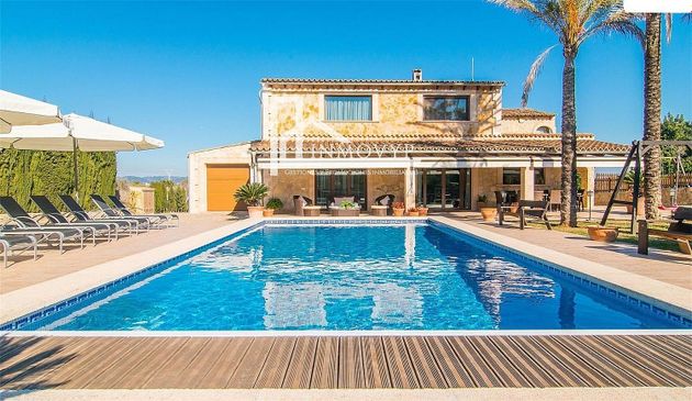 Foto 2 de Casa rural en venda a Gran Via de Colom de 5 habitacions amb terrassa i piscina