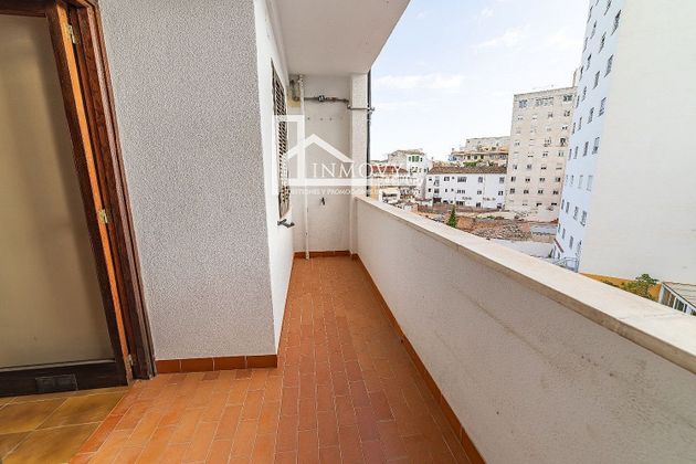 Foto 2 de Pis en venda a Arxiduc - Bons Aires de 4 habitacions amb balcó i ascensor