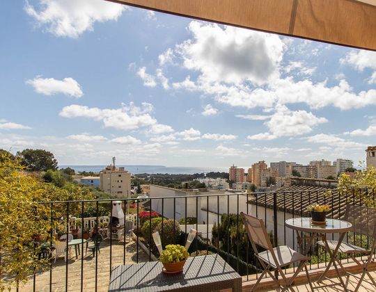 Foto 1 de Casa en venda a La Bonanova - Portopí de 4 habitacions amb terrassa i jardí