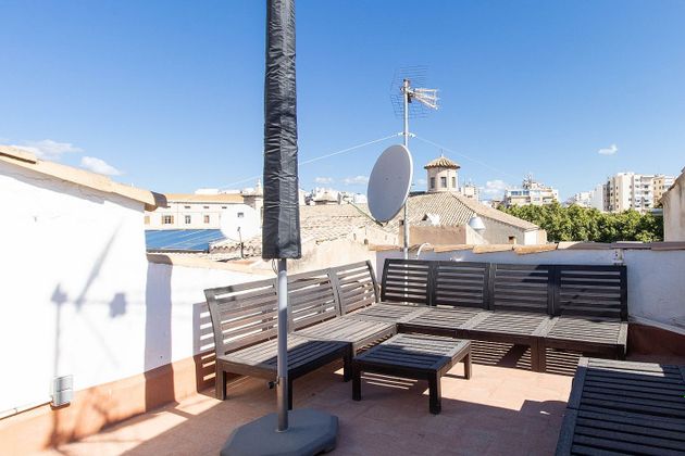 Foto 2 de Pis en venda a La Llotja - Sant Jaume de 3 habitacions amb terrassa i balcó