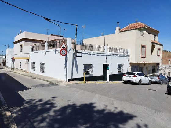 Foto 2 de Casa adossada en venda a calle Joaquín Rodrigo de 4 habitacions i 98 m²