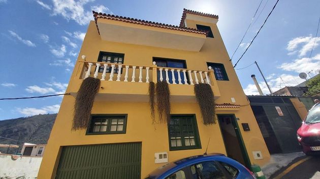Foto 1 de Xalet en venda a Orotava (La) de 4 habitacions amb terrassa i garatge