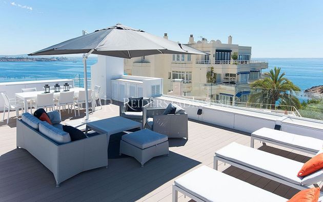 Foto 1 de Àtic en venda a paseo Illetas de 3 habitacions amb terrassa i piscina