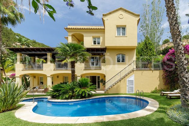 Foto 1 de Xalet en venda a Pinares de San Antón de 5 habitacions amb terrassa i piscina