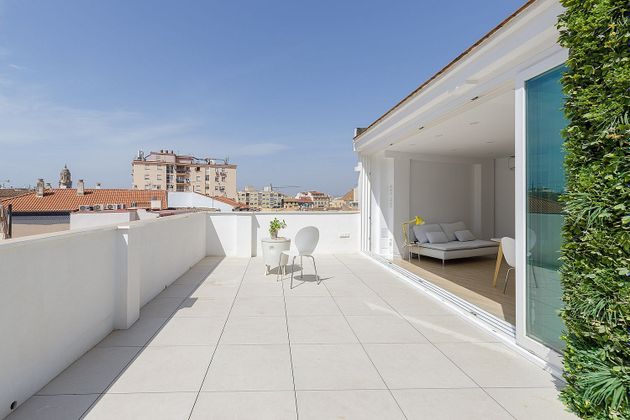 Foto 2 de Venta de ático en Conde de Ureña - Monte Gibralfaro de 3 habitaciones con terraza y aire acondicionado
