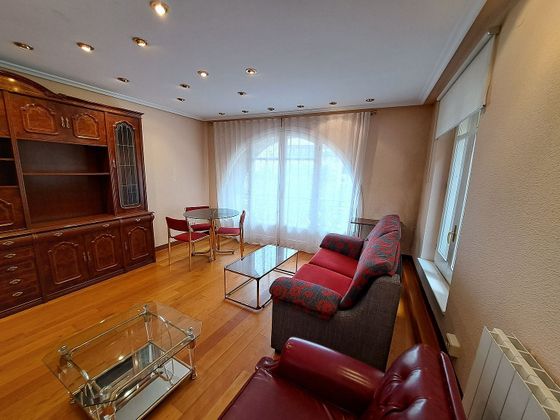 Foto 1 de Piso en alquiler en Haro de 3 habitaciones con muebles y balcón