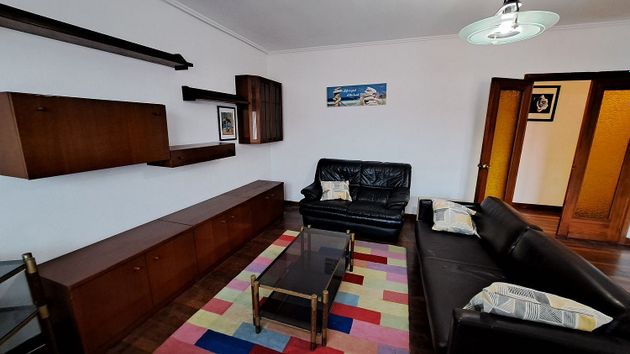 Foto 2 de Pis en lloguer a Villamonte de 4 habitacions amb mobles i calefacció