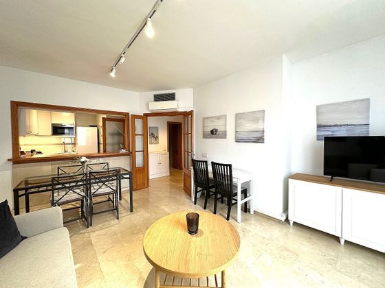 Foto 1 de Venta de piso en Mercat  - La Missió - Plaça dels Patins de 1 habitación con garaje y aire acondicionado