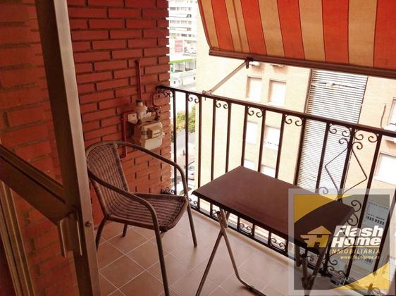 Foto 1 de Venta de piso en Vista Alegre - Parque Cruz Conde de 2 habitaciones con terraza y piscina