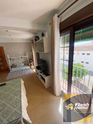 Foto 1 de Venta de piso en Sta. Marina - San Andrés - San Pablo - San Lorenzo de 3 habitaciones con terraza y balcón