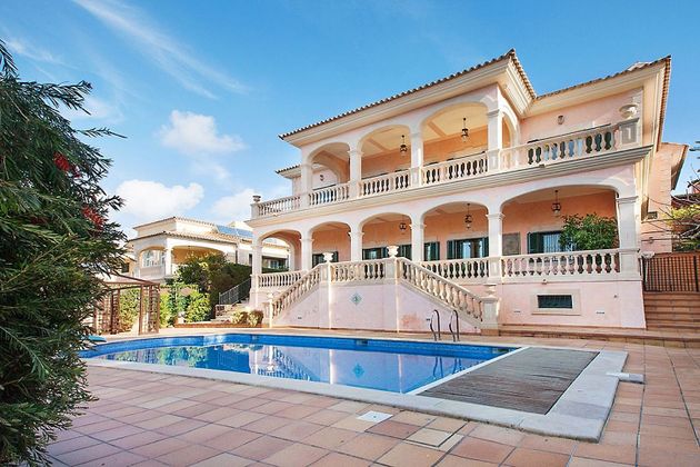 Foto 2 de Xalet en venda a S'Arenal-Son Verí de 6 habitacions amb terrassa i piscina