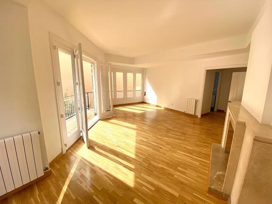 Foto 2 de Alquiler de piso en La Seu - Cort - Monti-sión de 3 habitaciones con balcón y ascensor
