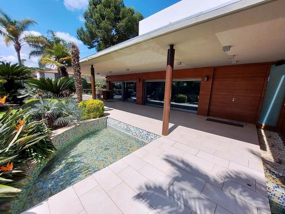 Foto 2 de Xalet en venda a Entrepinos de 5 habitacions amb terrassa i piscina