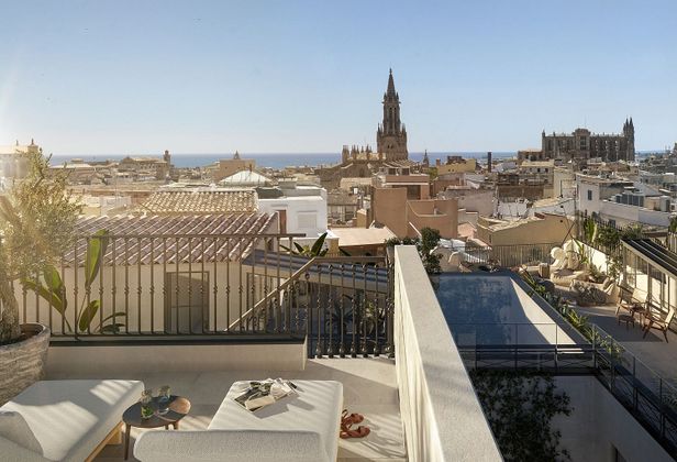 Foto 2 de Pis en venda a La Seu - Cort - Monti-sión de 3 habitacions amb terrassa i balcó