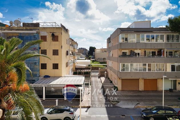 Foto 2 de Piso en venta en Santa Ponça de 3 habitaciones con terraza y balcón