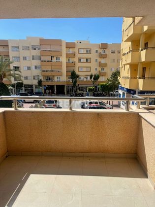 Foto 2 de Pis en venda a Santa Eulalia del Río de 3 habitacions amb terrassa i balcó