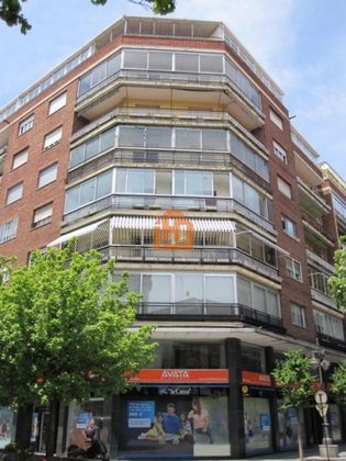 Foto 1 de Venta de piso en Centro Ciudad de 5 habitaciones con terraza y garaje