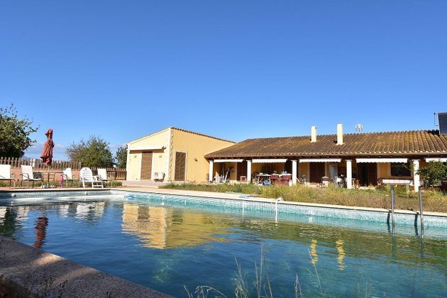 Foto 1 de Chalet en venta en Génova de 6 habitaciones con terraza y piscina