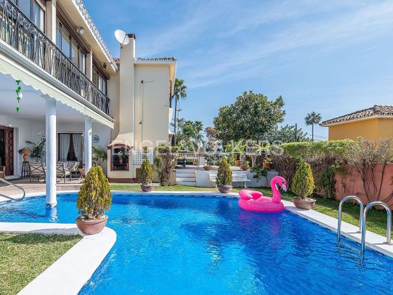 Foto 1 de Venta de chalet en Las Cancelas - Valdeolletas de 5 habitaciones con terraza y piscina