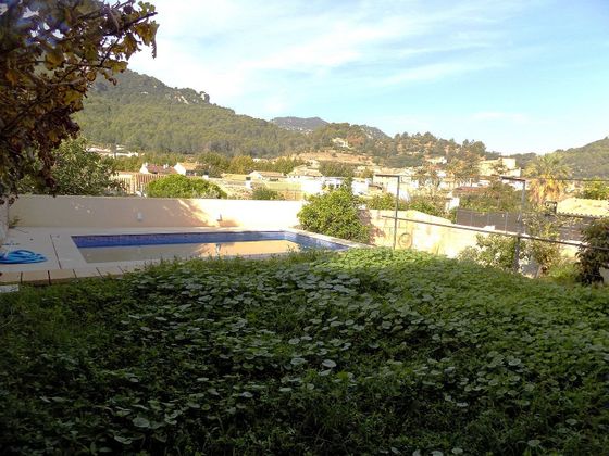 Foto 1 de Casa adossada en venda a calle Esporlas de 4 habitacions amb terrassa i piscina