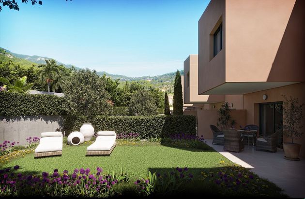 Foto 2 de Casa adossada en venda a Esporles de 3 habitacions amb terrassa i piscina
