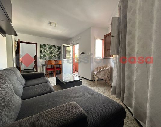 Foto 1 de Alquiler de piso en Playa de Arinaga de 3 habitaciones con muebles y balcón