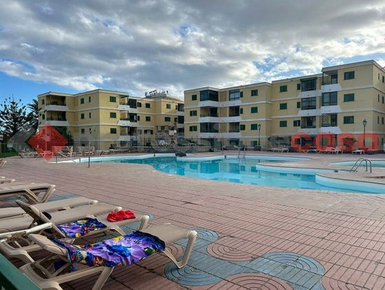 Foto 2 de Piso en venta en Playa del Inglés de 2 habitaciones con piscina y aire acondicionado