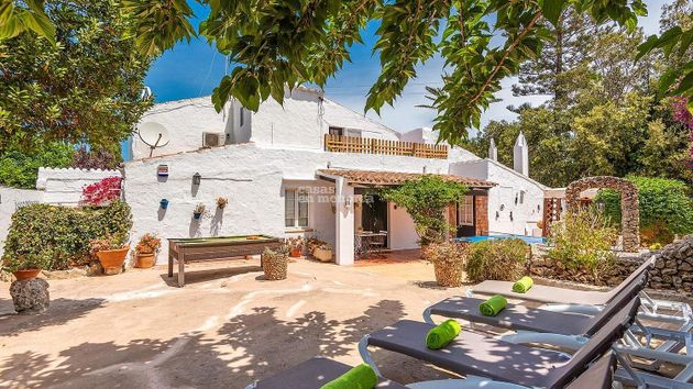 Foto 2 de Casa en venda a Castell (Es) de 5 habitacions amb terrassa i piscina